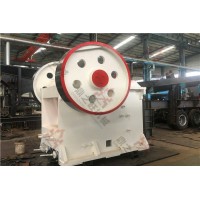 石灰石玄武巖顎式破碎機時產(chǎn)100噸